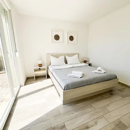 Sea Around Apartmán *