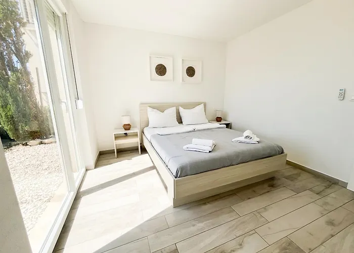 Sea Around Apartamento *
