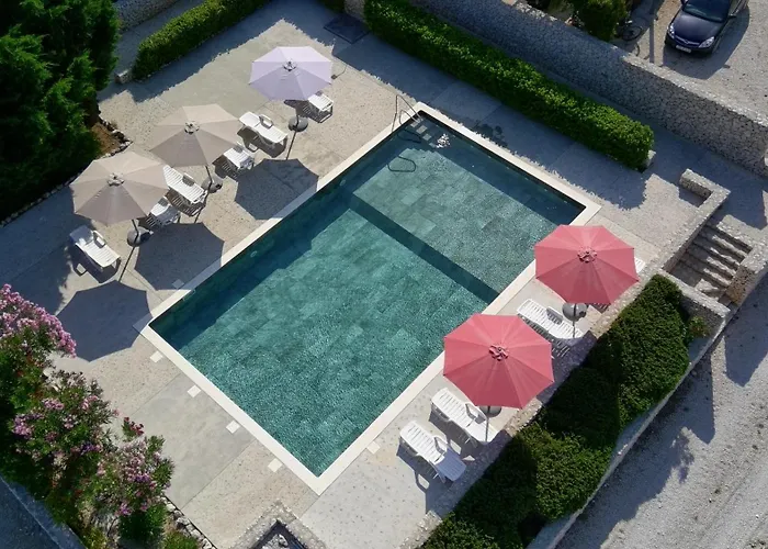 Sea Around דירה *