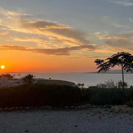 Sea Around דירה פובליאנה