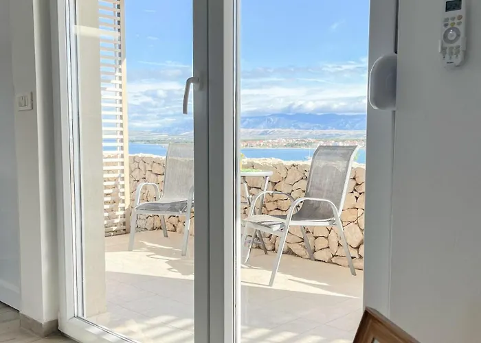 Sea Around Lägenhet Povljana